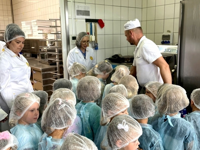 2025/07 Wycieczka do Lodziarni Walenciak