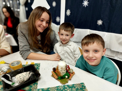 2025/12 Świąteczne warsztaty z rodzicami - Wielbłądy